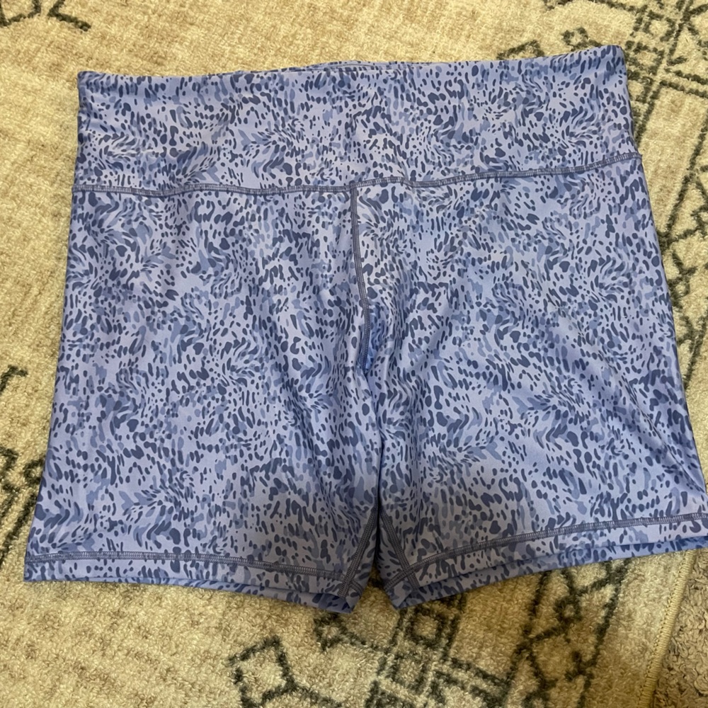 Athleta 7” Biker Shorts